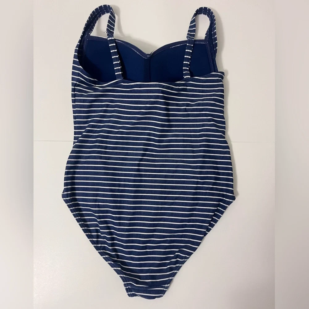 Nip Tuck Swimsuit One-Piece Swimsuit Size 10 Navy White Striped Summer - Picture 4 of 4
